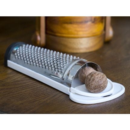 nutmeg-grater-handheld-1